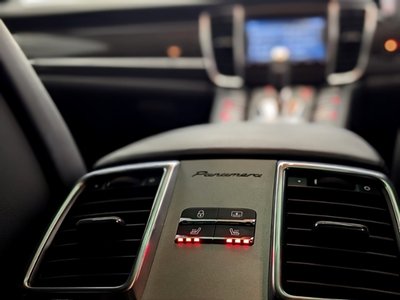 2015 Porsche PANAMERA 缩略图 28