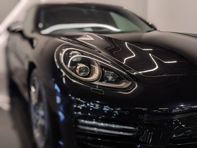 2015 Porsche PANAMERA 缩略图 8
