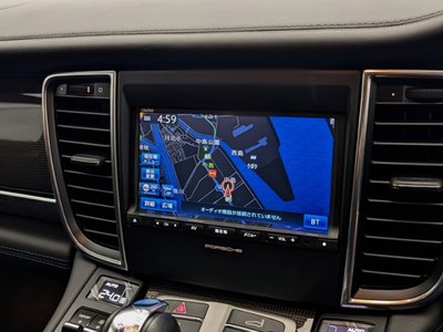 2015 Porsche PANAMERA 缩略图 15