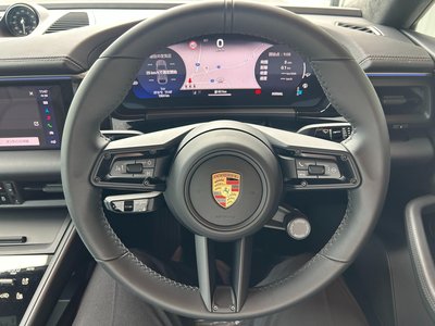 2025 Porsche MACAN 照片 8