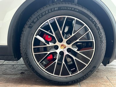 2025 Porsche MACAN 照片 24