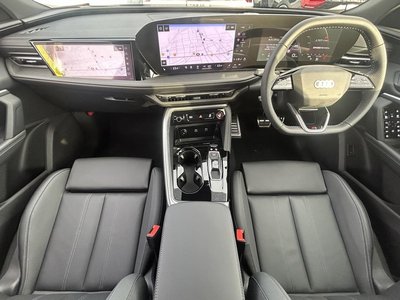 صورة مصغرة 2 لـ 2025 AUDI SQ5