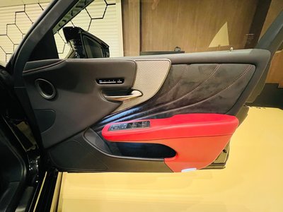2023 Lexus LS thumbnail 35