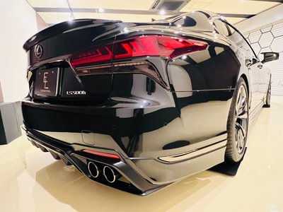 2023 Lexus LS photo 11