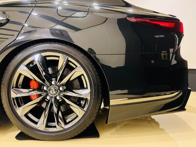 2023 Lexus LS thumbnail 22