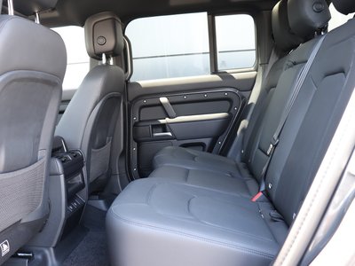صورة مصغرة 33 لـ 2025 LAND Rover DEFENDER