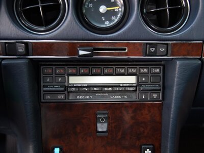 صورة 16 لـ 1989 Mercedes-BENZ SL