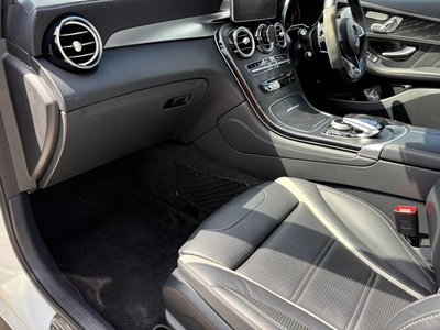 صورة 14 لـ 2018 Mercedes-BENZ GLC AMG