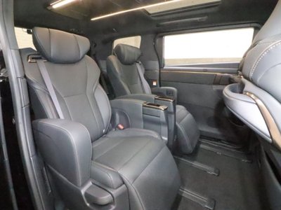 2025 Toyota ALPHARD 照片 9