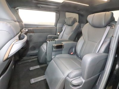 2025 Toyota ALPHARD 照片 14