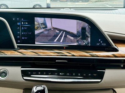 صورة 51 لـ 2022 Cadillac ESCALADE