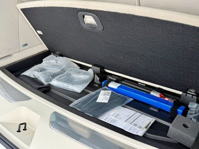 صورة 35 لـ 2022 Cadillac ESCALADE