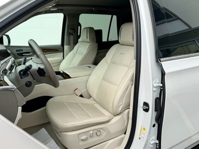 صورة 21 لـ 2022 Cadillac ESCALADE