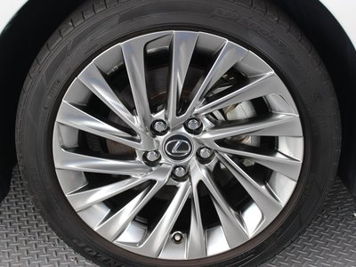 2021 Lexus ES thumbnail 27
