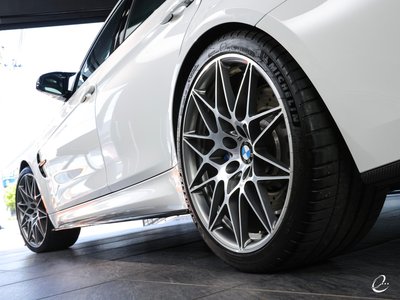 صورة مصغرة 90 لـ 2018 BMW M3 SEDAN