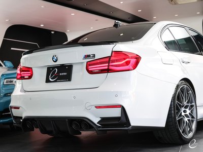 صورة مصغرة 71 لـ 2018 BMW M3 SEDAN