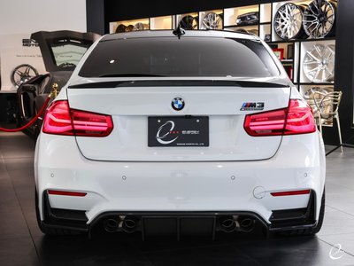صورة مصغرة 68 لـ 2018 BMW M3 SEDAN