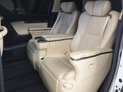 2023 Toyota ALPHARD 照片 29
