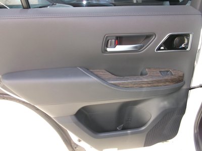 صورة 25 لـ 2024 Toyota LAND CRUISER 300