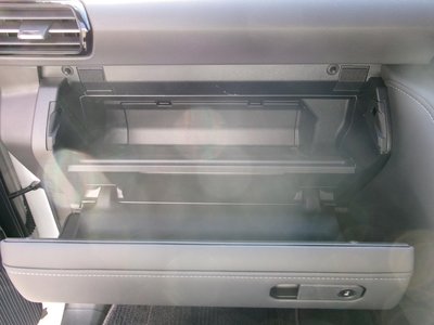 صورة 29 لـ 2024 Toyota LAND CRUISER 300