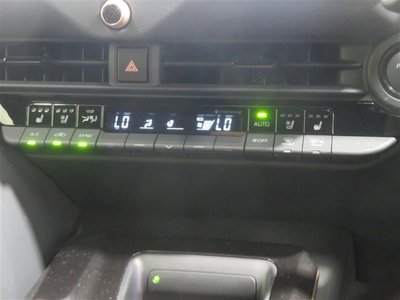 2023 Toyota CROWN SPORT photo 11