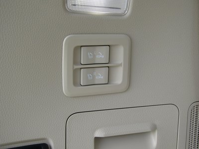 2025 Toyota LAND CRUISER 300 — фото 15