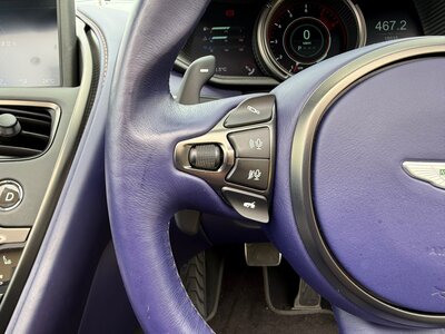 صورة 20 لـ 2019 Aston Martin DB11 VOLANTE