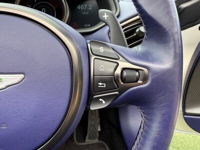 صورة 23 لـ 2019 Aston Martin DB11 VOLANTE
