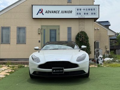 صورة 30 لـ 2019 Aston Martin DB11 VOLANTE