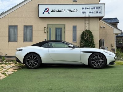صورة 36 لـ 2019 Aston Martin DB11 VOLANTE