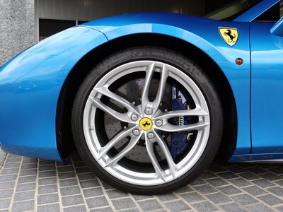 2018 Ferrari 488 SPIDER — фото 9