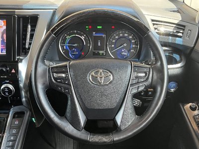 2021 Toyota ALPHARD — фото 15
