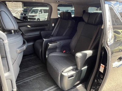 2021 Toyota ALPHARD — фото 13