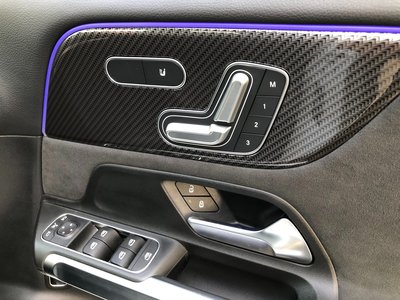 2021 Mercedes-BENZ GLB AMG 照片 30