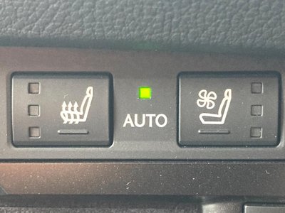 2022 Lexus ES thumbnail 58