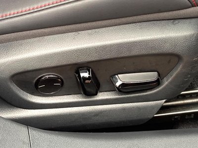 2022 Lexus ES thumbnail 36