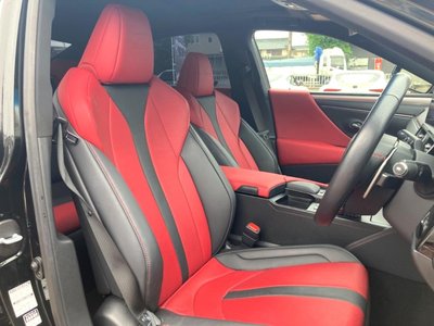 2022 Lexus ES photo 8