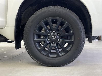 صورة 49 لـ 2023 Toyota LAND CRUISER PRADO