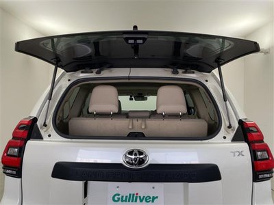صورة 33 لـ 2023 Toyota LAND CRUISER PRADO