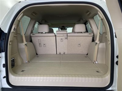 صورة 24 لـ 2023 Toyota LAND CRUISER PRADO