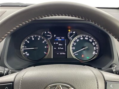 صورة 32 لـ 2023 Toyota LAND CRUISER PRADO