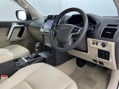 صورة 17 لـ 2023 Toyota LAND CRUISER PRADO