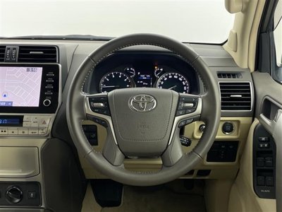 صورة 78 لـ 2023 Toyota LAND CRUISER PRADO