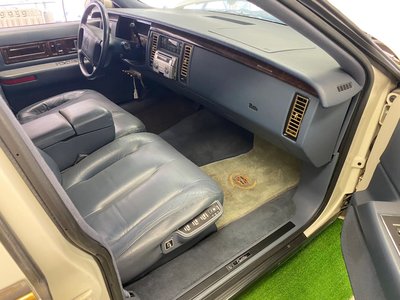 1999 Cadillac BROUGHAM thumbnail 27