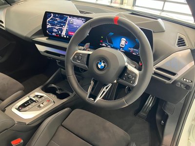 2026 BMW 1 SERIES thumbnail 24