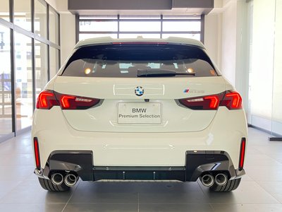 2026 BMW 1 SERIES photo 8