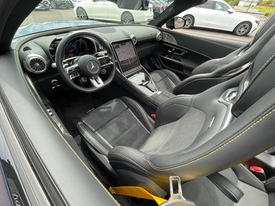 2025 Mercedes-BENZ SL AMG — фото 3