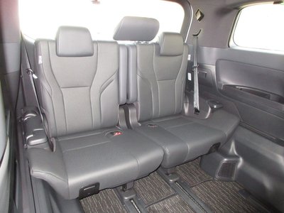 صورة 20 لـ 2025 Toyota ALPHARD
