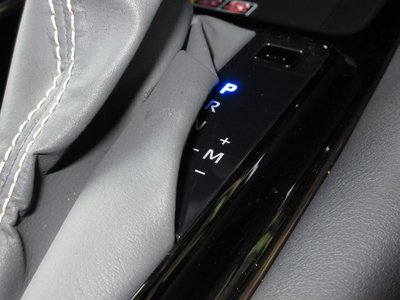 صورة 15 لـ 2025 Toyota ALPHARD