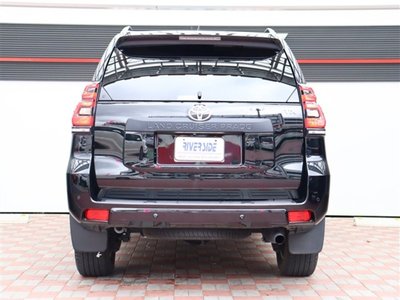 2023 Toyota LAND CRUISER PRADO thumbnail 29